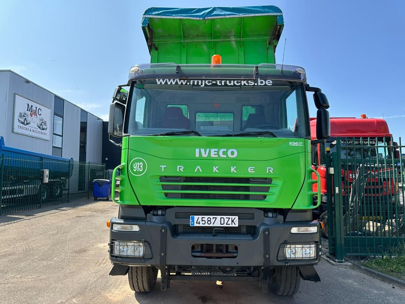 Iveco TRAKKER 310 6x4 STEEL TIPPER / KIPPER 35m³ - MANUAL ZF - BIG AXLES / HUB REDUCTION - STEEL SPRING / BLATT / LAMES - قلابات: صور 2 Iveco TRAKKER 310 6x4 STEEL TIPPER / KIPPER 35m³ - MANUAL ZF - BIG AXLES / HUB REDUCTION - STEEL SPRING / BLATT / LAMES - قلابات: صور 2