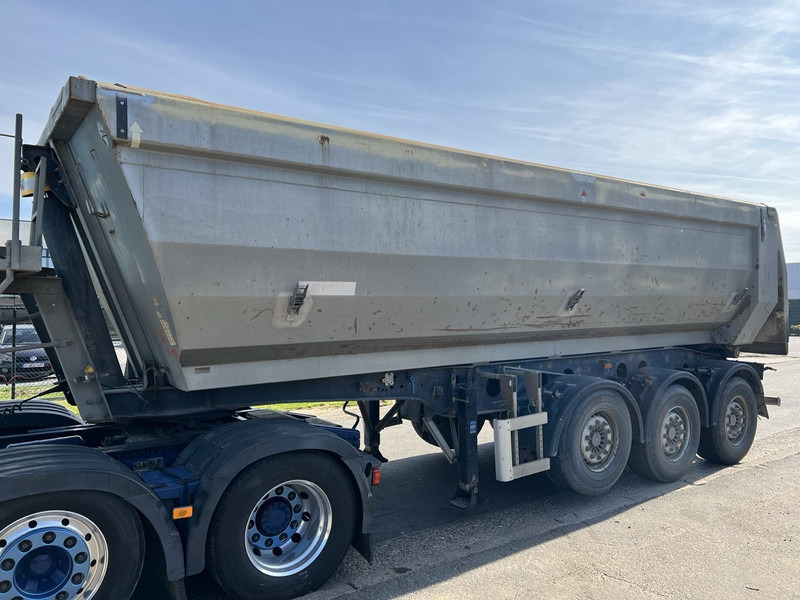 Kempf SKM 35/3 - 7,7m - 30m3 - LIFT AXLE - DISC BRAKES AIR SUSPENSION - STEEL CHASSIS - STEEL BODY - قلابة نصف مقطورة: صور 2 Kempf SKM 35/3 - 7,7m - 30m3 - LIFT AXLE - DISC BRAKES AIR SUSPENSION - STEEL CHASSIS - STEEL BODY - قلابة نصف مقطورة: صور 2