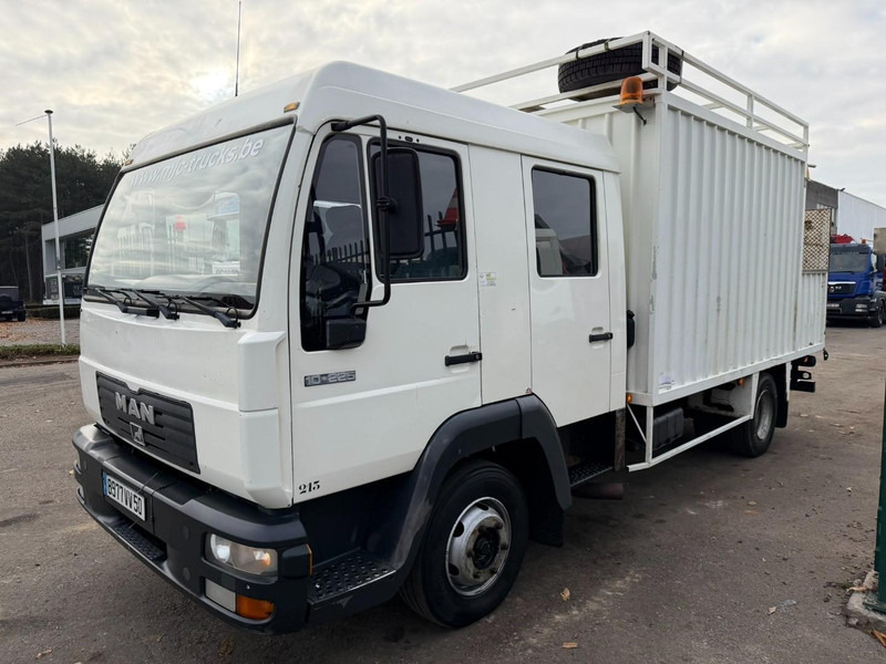 MAN 10.225 LC CLOSED BOX / KOFFER - DOKA - MANUAL GEARBOX - *344.000km* - STEEL SPRING / BLATT / LAMES - BE TRUCK - بصندوق مغلق شاحنة: صور 3 MAN 10.225 LC CLOSED BOX / KOFFER - DOKA - MANUAL GEARBOX - *344.000km* - STEEL SPRING / BLATT / LAMES - BE TRUCK - بصندوق مغلق شاحنة: صور 3