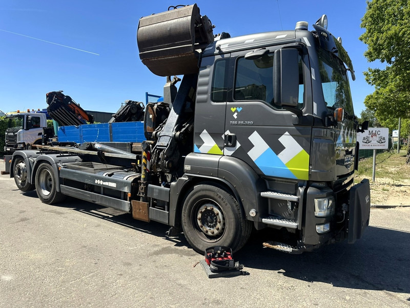 MAN TGS 26.320 6X2-4 BL EEV + CRANE EPSILON Q170Z95TR + GRABBER - LIFT/STEERING AXLE - *266.000km* - NL TRUCK - شاحنة ذات الخطاف, شاحنة كرين: صور 2 MAN TGS 26.320 6X2-4 BL EEV + CRANE EPSILON Q170Z95TR + GRABBER - LIFT/STEERING AXLE - *266.000km* - NL TRUCK - شاحنة ذات الخطاف, شاحنة كرين: صور 2