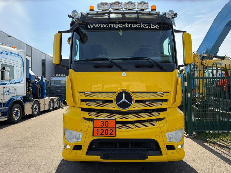 Mercedes-Benz ANTOS 2632 6x2 FUEL TANKER 16.000L - 4 COMP - DIESEL / PETROL - RETARDER - EURO 6 - LIFT / STEERING AXLE - *FULL AIR* - BE TRUCK - شاحنة صهريج: صور 2 Mercedes-Benz ANTOS 2632 6x2 FUEL TANKER 16.000L - 4 COMP - DIESEL / PETROL - RETARDER - EURO 6 - LIFT / STEERING AXLE - *FULL AIR* - BE TRUCK - شاحنة صهريج: صور 2