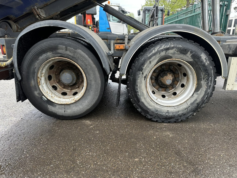 Scania 114G-340 6x2 + KRAN (27.5m) EFFER 430 (11.5T) 4S + JIB 6F 4S + WINCH + RADIO - MANUAL 3+3 / BALLESTAS - قلابات, شاحنة كرين: صور 5 Scania 114G-340 6x2 + KRAN (27.5m) EFFER 430 (11.5T) 4S + JIB 6F 4S + WINCH + RADIO - MANUAL 3+3 / BALLESTAS - قلابات, شاحنة كرين: صور 5