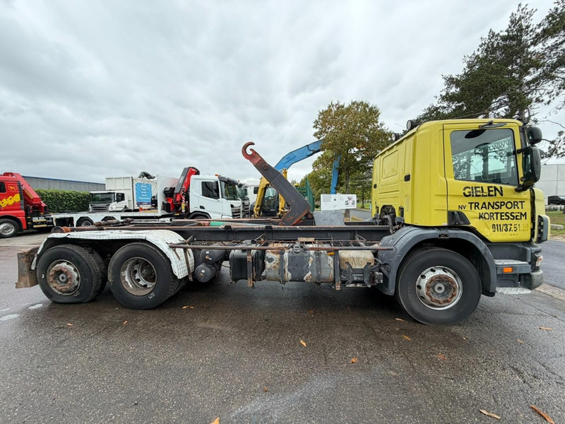 Scania 94G-260 6x2 HOOKLIFT / GANCHO - MANUAL - BE TRUCK - شاحنة ذات الخطاف: صور 4 Scania 94G-260 6x2 HOOKLIFT / GANCHO - MANUAL - BE TRUCK - شاحنة ذات الخطاف: صور 4