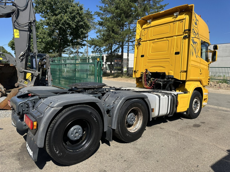 Scania R560 6X4 TRACTOR UNIT - V8 - RETARDER - PTO HYDR - STEEL SPRING / BLATT - BIG AXLES / HUB REDUCTION - BE TRUCK - شاحنة جرار: صور 4 Scania R560 6X4 TRACTOR UNIT - V8 - RETARDER - PTO HYDR - STEEL SPRING / BLATT - BIG AXLES / HUB REDUCTION - BE TRUCK - شاحنة جرار: صور 4