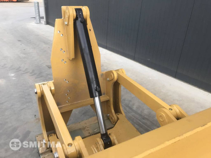 Cat 140G - شفرة الجرافة - آلات البناء: صور 4 Cat 140G - شفرة الجرافة - آلات البناء: صور 4