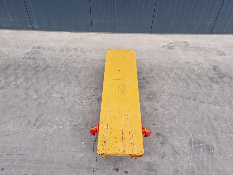 Cat 14G / 14H / 14M / 16M - ملحقات - آلات البناء: صور 3 Cat 14G / 14H / 14M / 16M - ملحقات - آلات البناء: صور 3