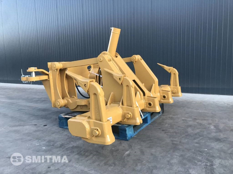 Cat 160M - ملحقات - آلات البناء: صور 2 Cat 160M - ملحقات - آلات البناء: صور 2