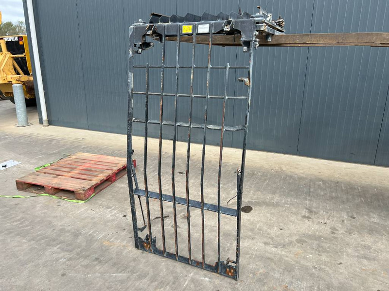 Cat 313E / M315F / 320F / 323E / 325F / 329E / 330F / - الكابينة والداخلية - آلات البناء: صور 1 Cat 313E / M315F / 320F / 323E / 325F / 329E / 330F / - الكابينة والداخلية - آلات البناء: صور 1