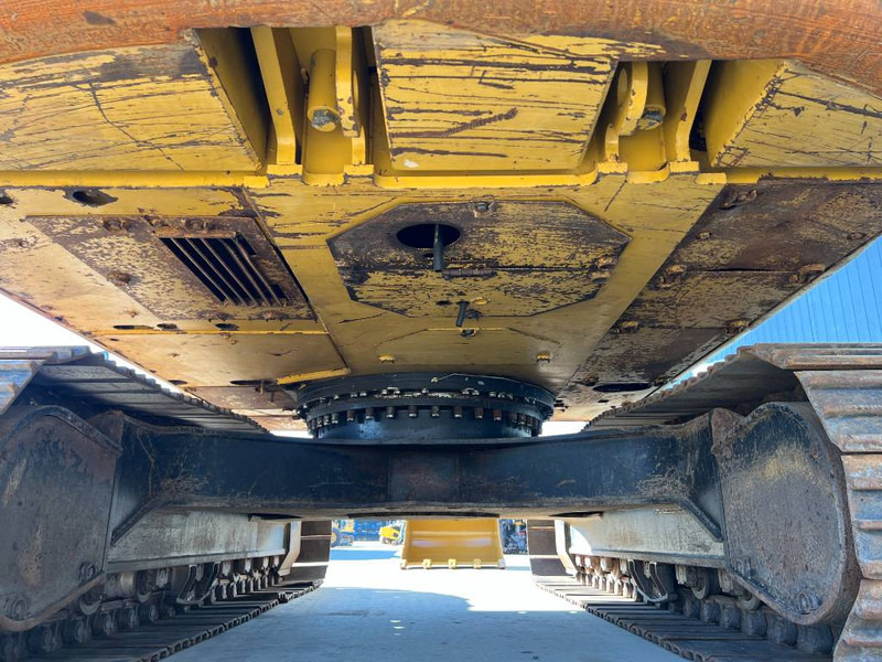 Cat 320C L - حفارات زحافة: صور 5 Cat 320C L - حفارات زحافة: صور 5