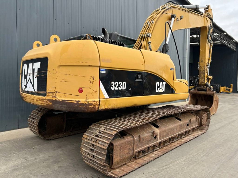 Cat 323D L - حفارات زحافة: صور 4 Cat 323D L - حفارات زحافة: صور 4