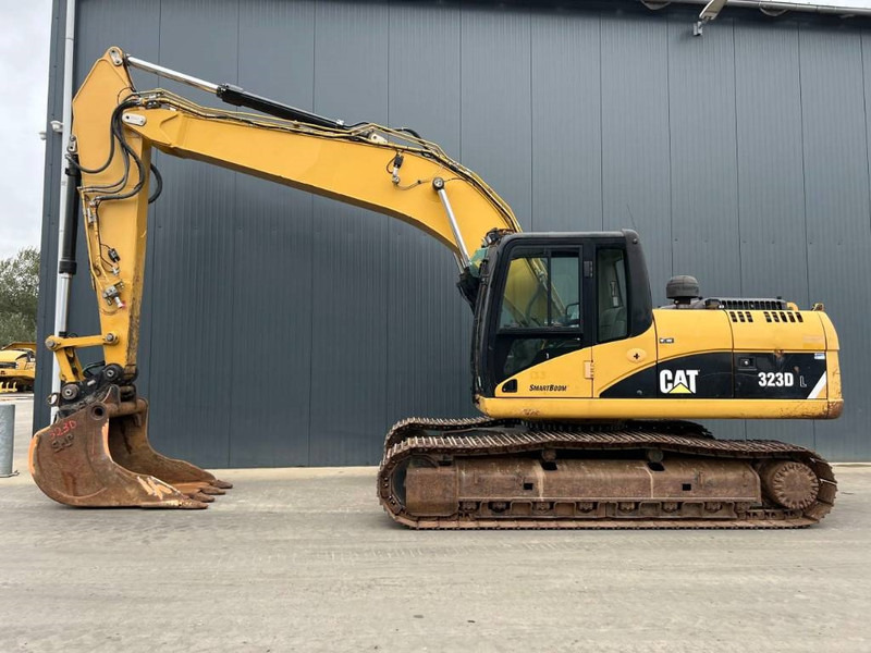 Cat 323D L - حفارات زحافة: صور 5 Cat 323D L - حفارات زحافة: صور 5