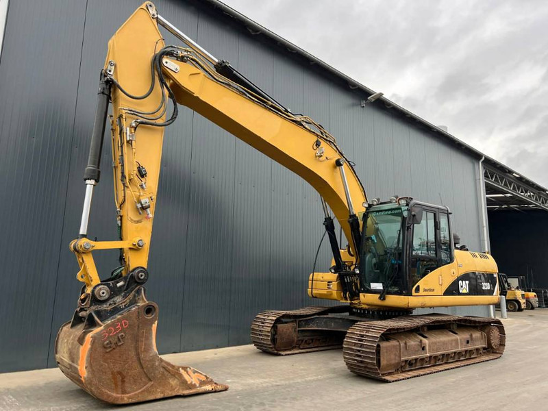 Cat 323D L - حفارات زحافة: صور 1 Cat 323D L - حفارات زحافة: صور 1