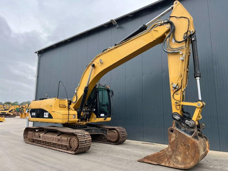 Cat 323D L - حفارات زحافة: صور 3 Cat 323D L - حفارات زحافة: صور 3