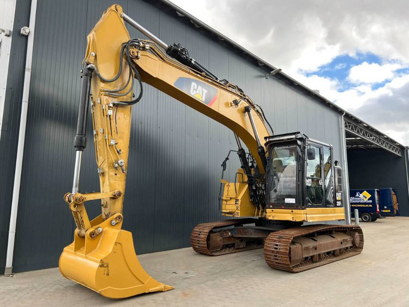 Cat 325F LCR - حفارات زحافة: صور 1 Cat 325F LCR - حفارات زحافة: صور 1