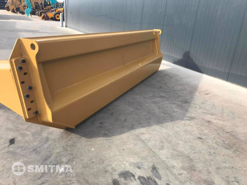 Cat 740B - باب خلفي للشحن - آلات البناء: صور 2 Cat 740B - باب خلفي للشحن - آلات البناء: صور 2