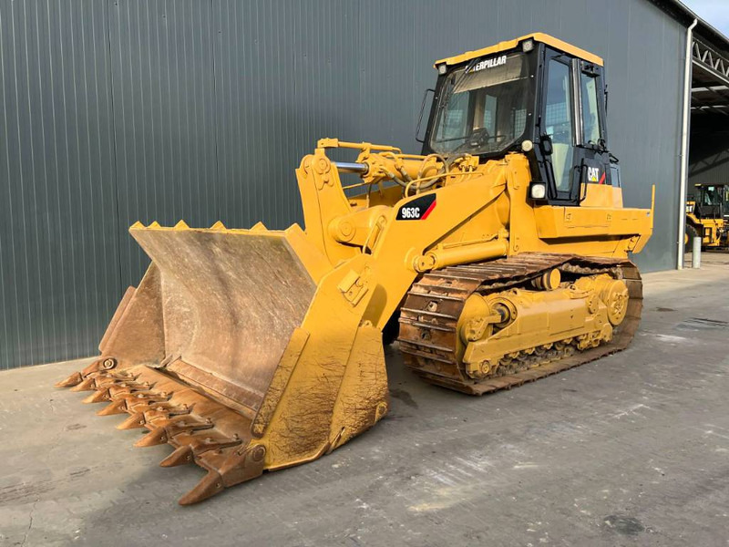 Cat 963C - اللودر المجنزر: صور 1 Cat 963C - اللودر المجنزر: صور 1