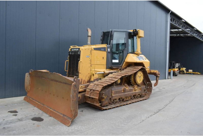Cat D6N XL - بلدوزر: صور 1 Cat D6N XL - بلدوزر: صور 1