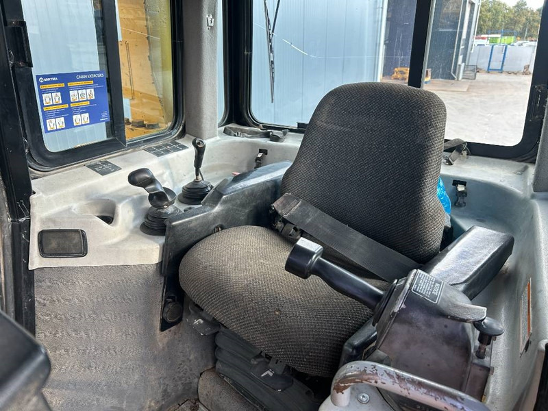 Cat D7R II - بلدوزر: صور 2 Cat D7R II - بلدوزر: صور 2