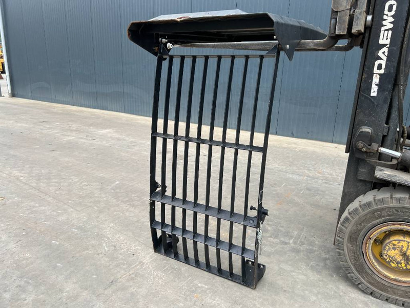 Cat M313D / M315D / M316D / M318D / M322D / M325D - الكابينة والداخلية - آلات البناء: صور 1 Cat M313D / M315D / M316D / M318D / M322D / M325D - الكابينة والداخلية - آلات البناء: صور 1