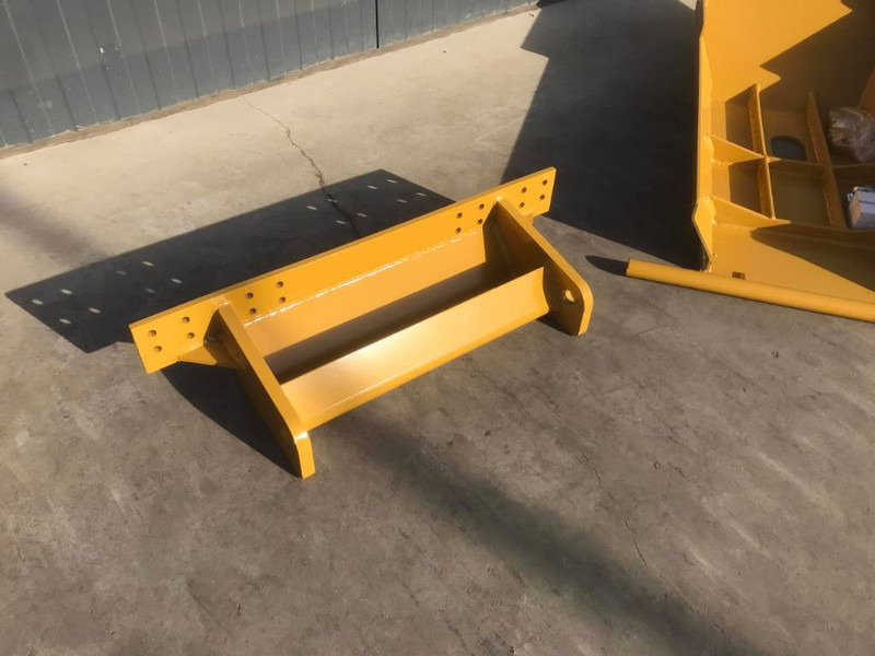 Cat Transmission Protection 12H / 12K / 140H / 140K / - ملحقات - آلات البناء: صور 5 Cat Transmission Protection 12H / 12K / 140H / 140K / - ملحقات - آلات البناء: صور 5