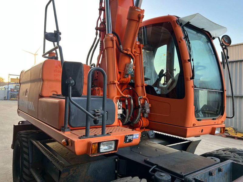 حفارة على عجلات Doosan DX170W: صور 12