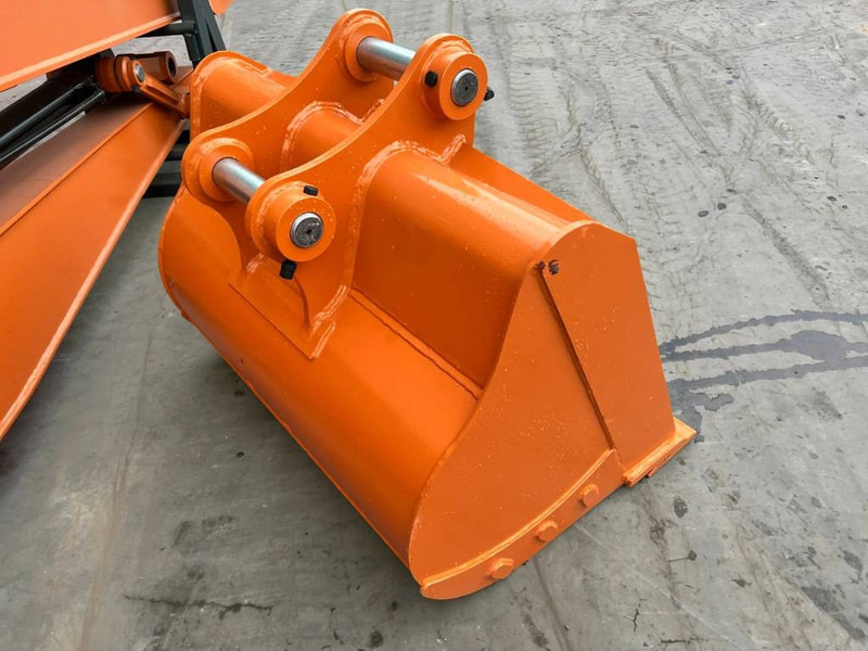 Hitachi ZX225 18m Set Long Reach Equipment - ملحقات - آلات البناء: صور 4 Hitachi ZX225 18m Set Long Reach Equipment - ملحقات - آلات البناء: صور 4