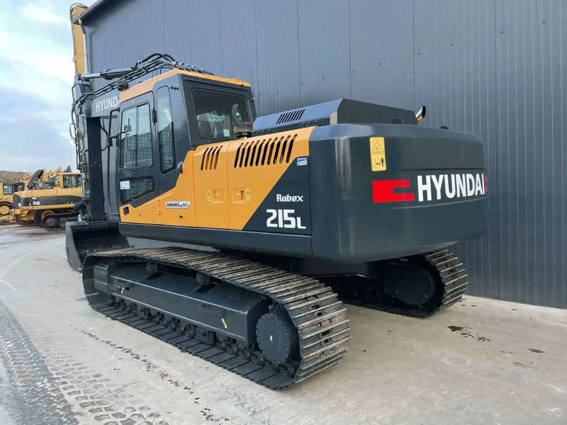 Hyundai R215L - حفارات زحافة: صور 2 Hyundai R215L - حفارات زحافة: صور 2