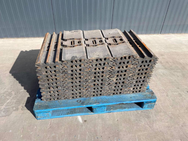 JCB JS240 - الإطار / الشاسيه - آلات البناء: صور 4 JCB JS240 - الإطار / الشاسيه - آلات البناء: صور 4
