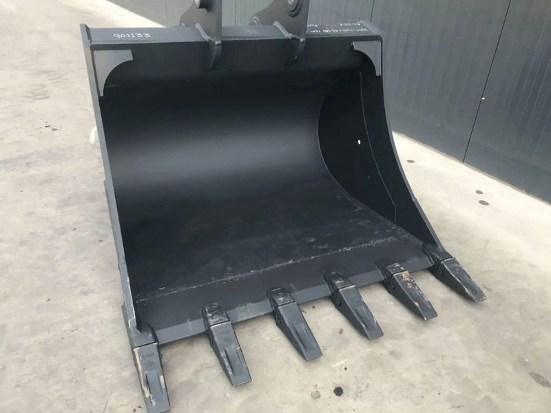 Komatsu PC228 - بكت - آلات البناء: صور 4 Komatsu PC228 - بكت - آلات البناء: صور 4