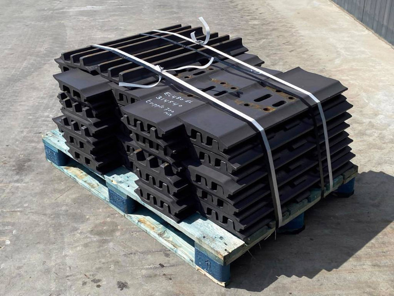 Komatsu PC300 / PC360 / PC400 Shoes/Pads - الإطار / الشاسيه - آلات البناء: صور 1 Komatsu PC300 / PC360 / PC400 Shoes/Pads - الإطار / الشاسيه - آلات البناء: صور 1