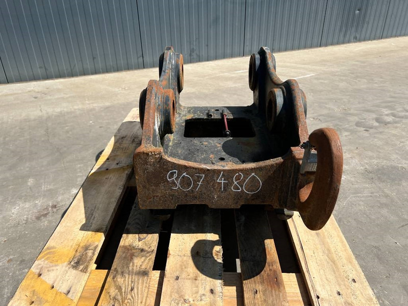 OilQuick OQ65 - M314F / M316F / M318F - وصلة الربط للمعدات المعلقة - آلات البناء: صور 2 OilQuick OQ65 - M314F / M316F / M318F - وصلة الربط للمعدات المعلقة - آلات البناء: صور 2