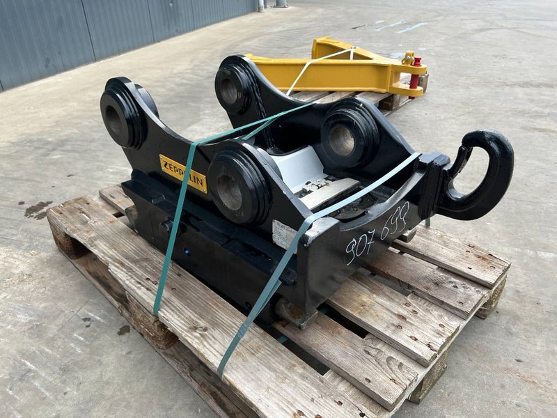 OilQuick OQ70/55 - DEMO - وصلة الربط للمعدات المعلقة - آلات البناء: صور 3 OilQuick OQ70/55 - DEMO - وصلة الربط للمعدات المعلقة - آلات البناء: صور 3