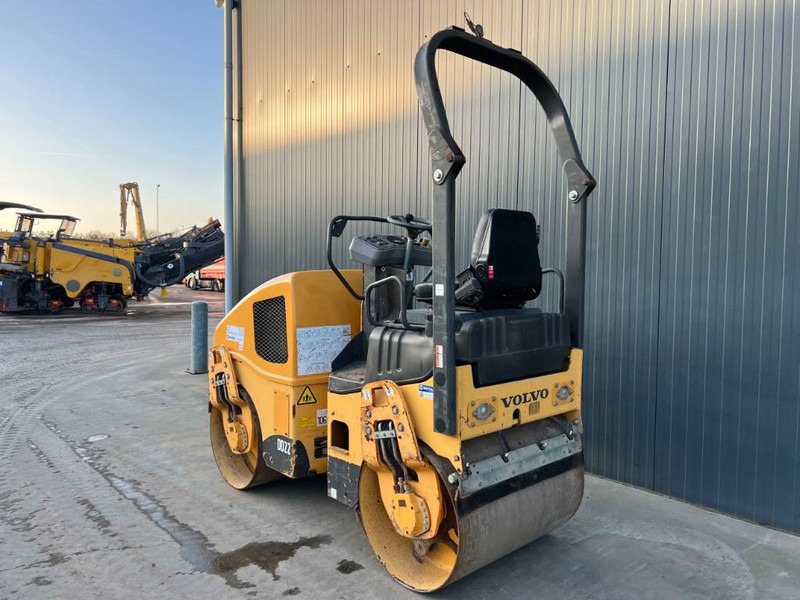 Volvo DD22 - مدحلة: صور 2 Volvo DD22 - مدحلة: صور 2