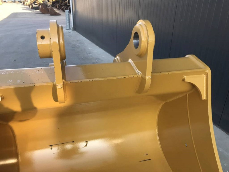 Volvo EC250 - بكت - آلات البناء: صور 3 Volvo EC250 - بكت - آلات البناء: صور 3