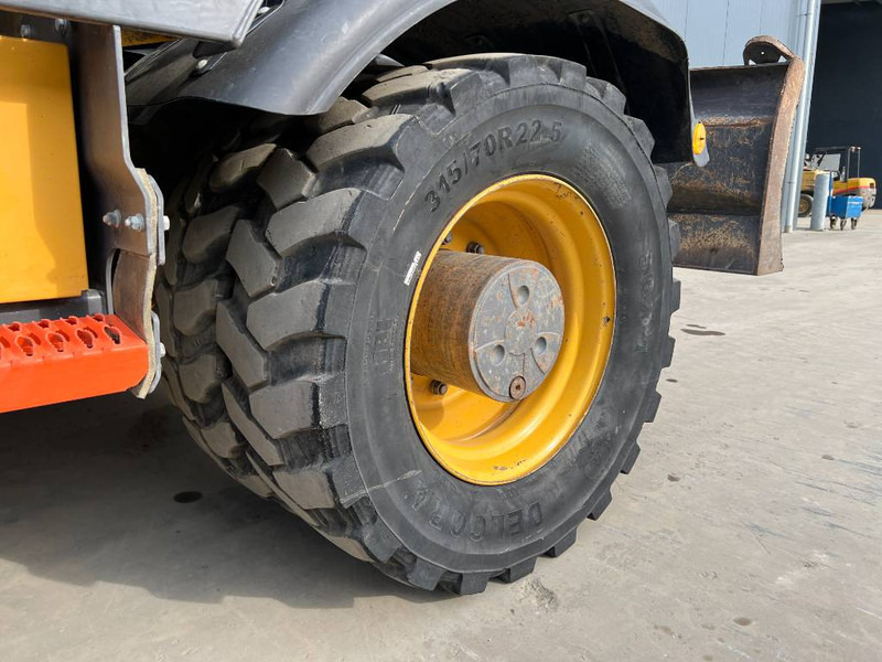 حفارة على عجلات Volvo EWR150E: صور 20