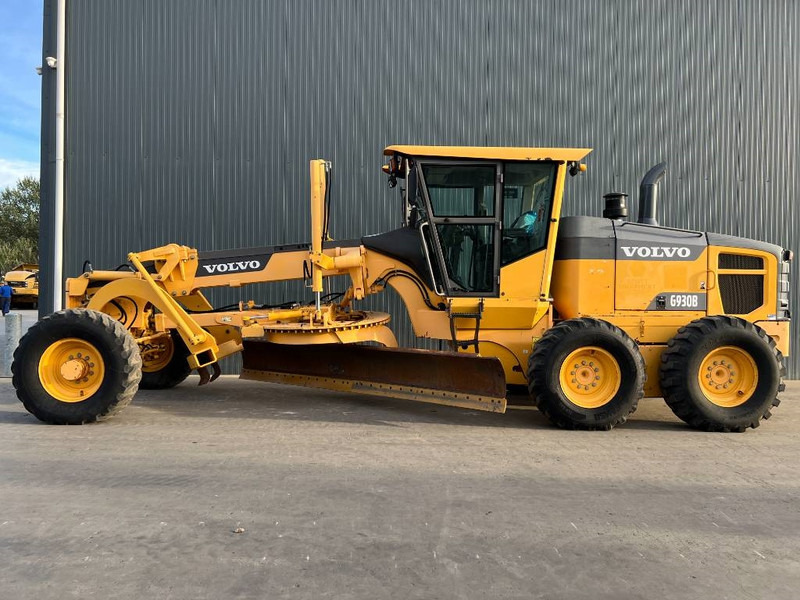 Volvo G930B - آلة تسوية الأرض: صور 2 Volvo G930B - آلة تسوية الأرض: صور 2