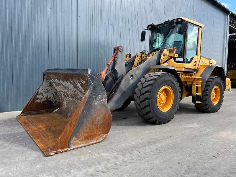 Volvo L90F - اللودر بعجل: صور 1 Volvo L90F - اللودر بعجل: صور 1