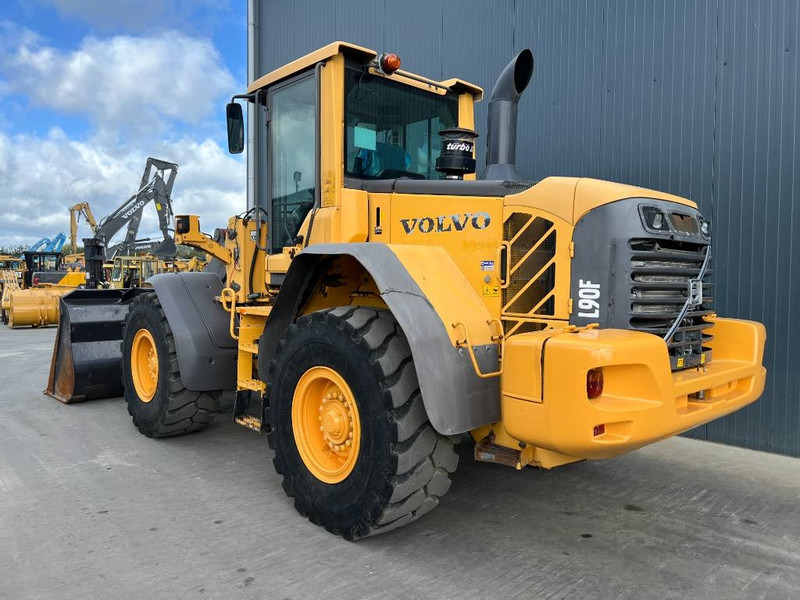 Volvo L90F - اللودر بعجل: صور 3 Volvo L90F - اللودر بعجل: صور 3