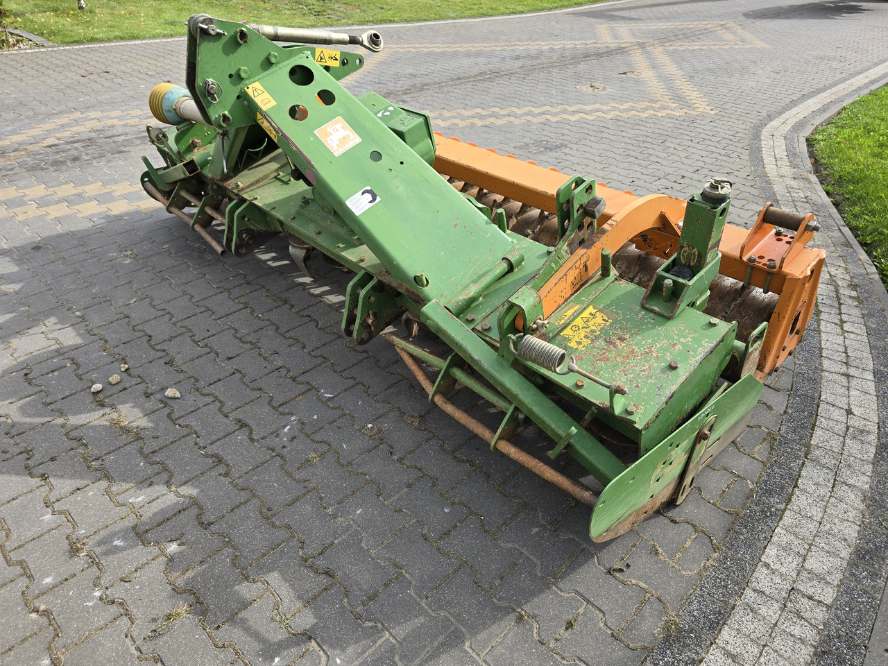 AMAZONE Cultimix KG 303 - الأمشاط الزراعية: صور 3 AMAZONE Cultimix KG 303 - الأمشاط الزراعية: صور 3