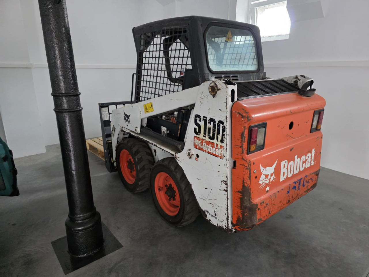 BOBCAT S100 - شيول صغير: صور 1 BOBCAT S100 - شيول صغير: صور 1