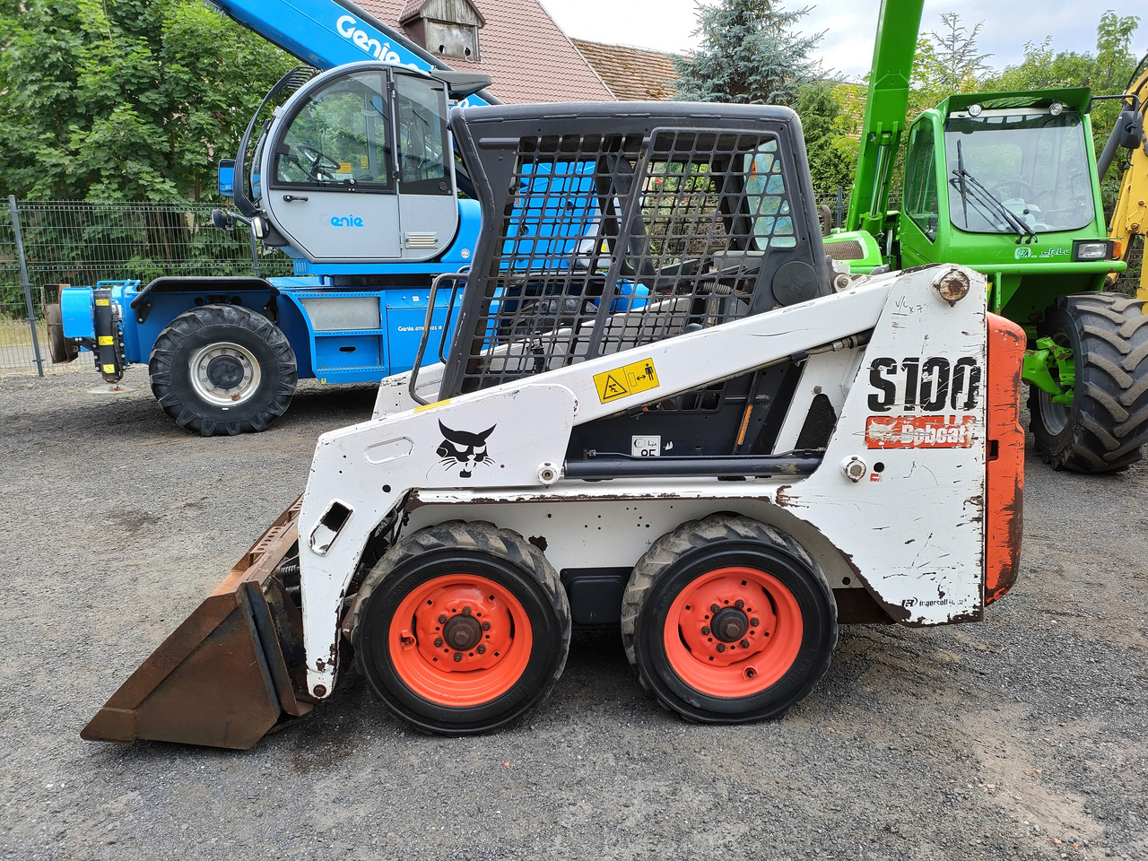 BOBCAT S100 - شيول صغير: صور 4 BOBCAT S100 - شيول صغير: صور 4