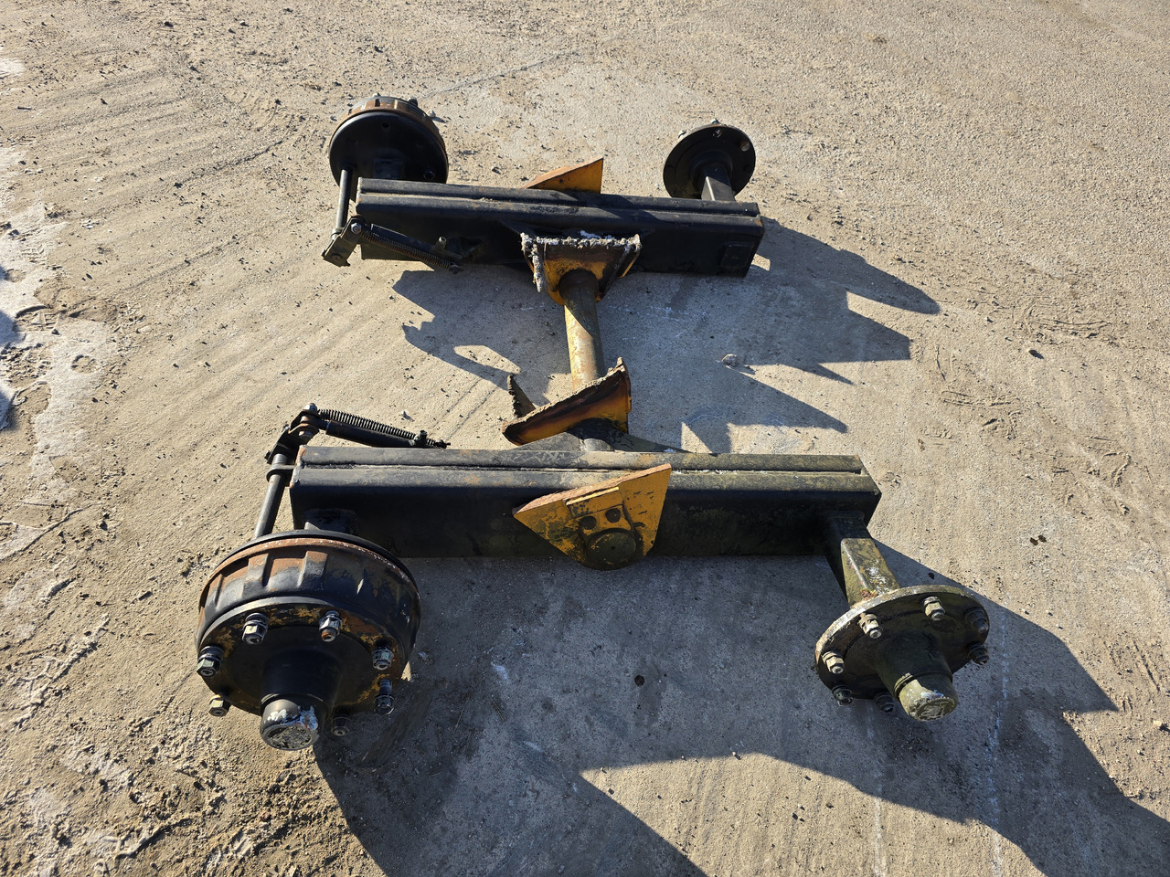 BPW BERGSCHE ACHSEN 56.67.07.0004 05 31 2 - المحور الخلفي: صور 3 BPW BERGSCHE ACHSEN 56.67.07.0004 05 31 2 - المحور الخلفي: صور 3