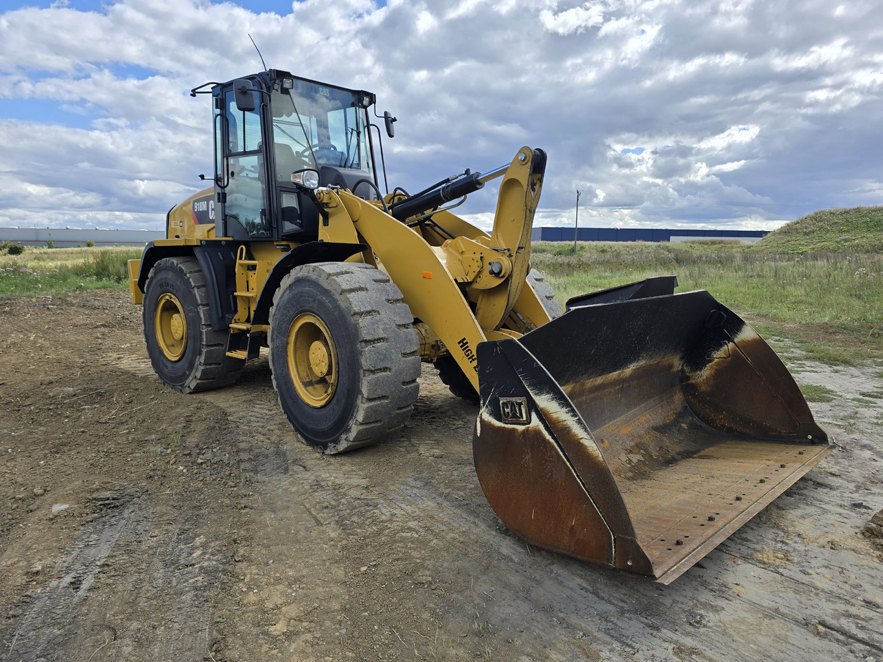 CATERPILLAR 918 M - اللودر بعجل: صور 2 CATERPILLAR 918 M - اللودر بعجل: صور 2