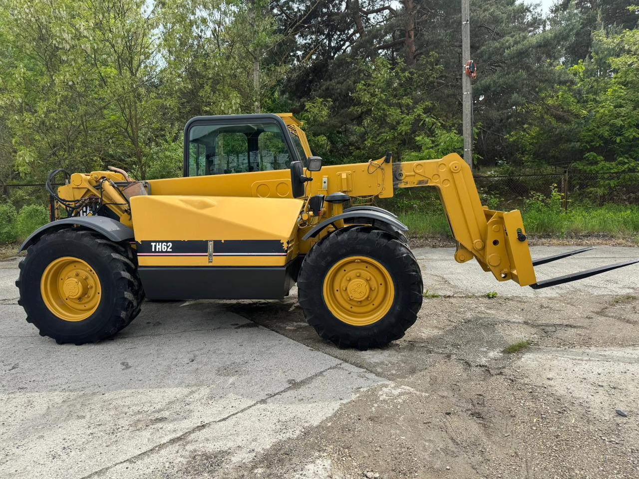 CATERPILLAR CAT TH 62 - اللودر بعجل: صور 1 CATERPILLAR CAT TH 62 - اللودر بعجل: صور 1