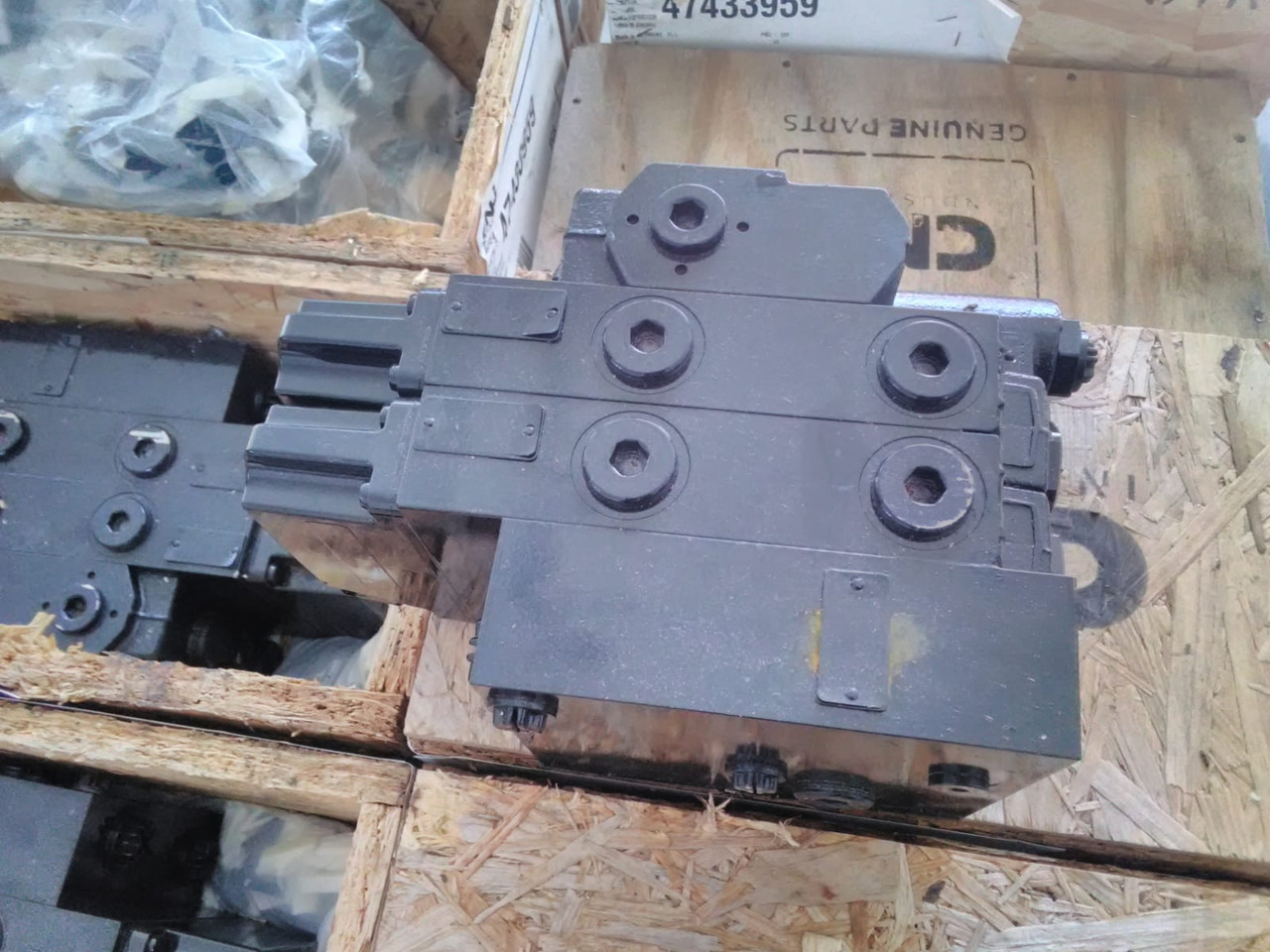 CNH 47433959 - قطع الغيار - الآلات والماكينات الزراعية: صور 3 CNH 47433959 - قطع الغيار - الآلات والماكينات الزراعية: صور 3