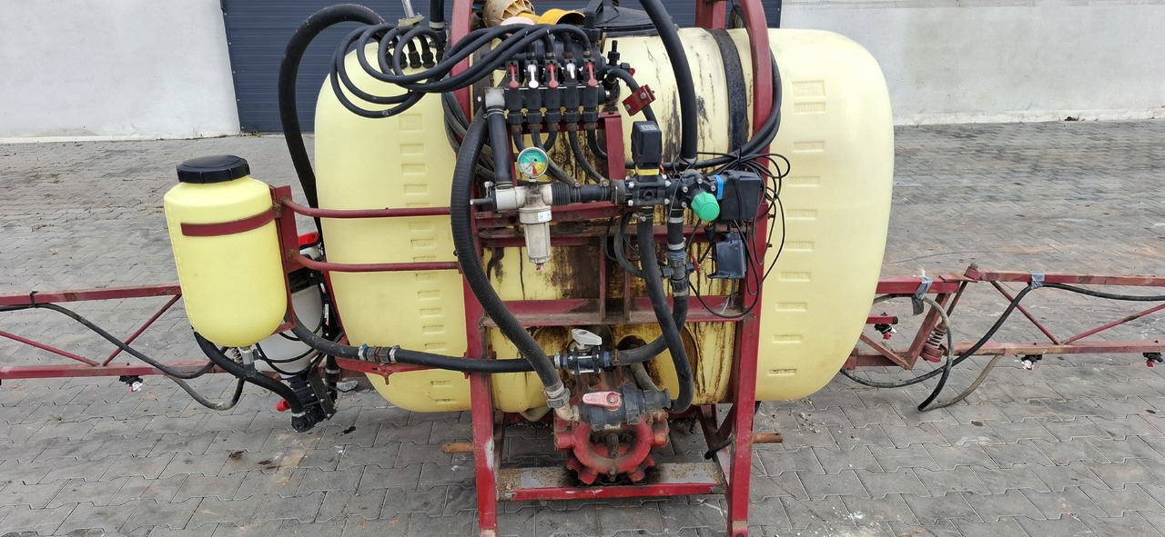 HARDI 850 L / 15 m - آلة الرش: صور 4 HARDI 850 L / 15 m - آلة الرش: صور 4