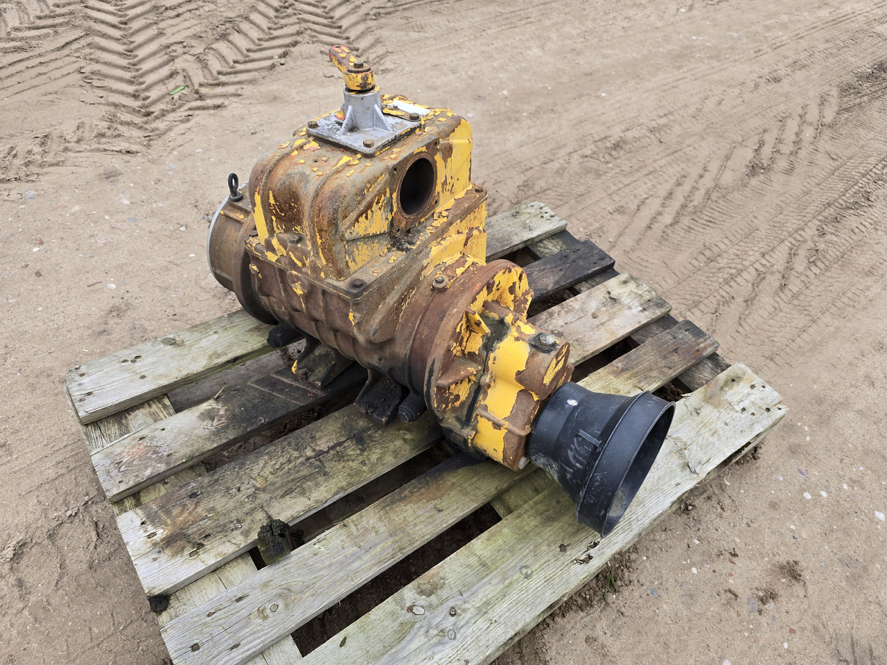 JUROP PNE 122 M - صهريج السماد السائل: صور 2 JUROP PNE 122 M - صهريج السماد السائل: صور 2