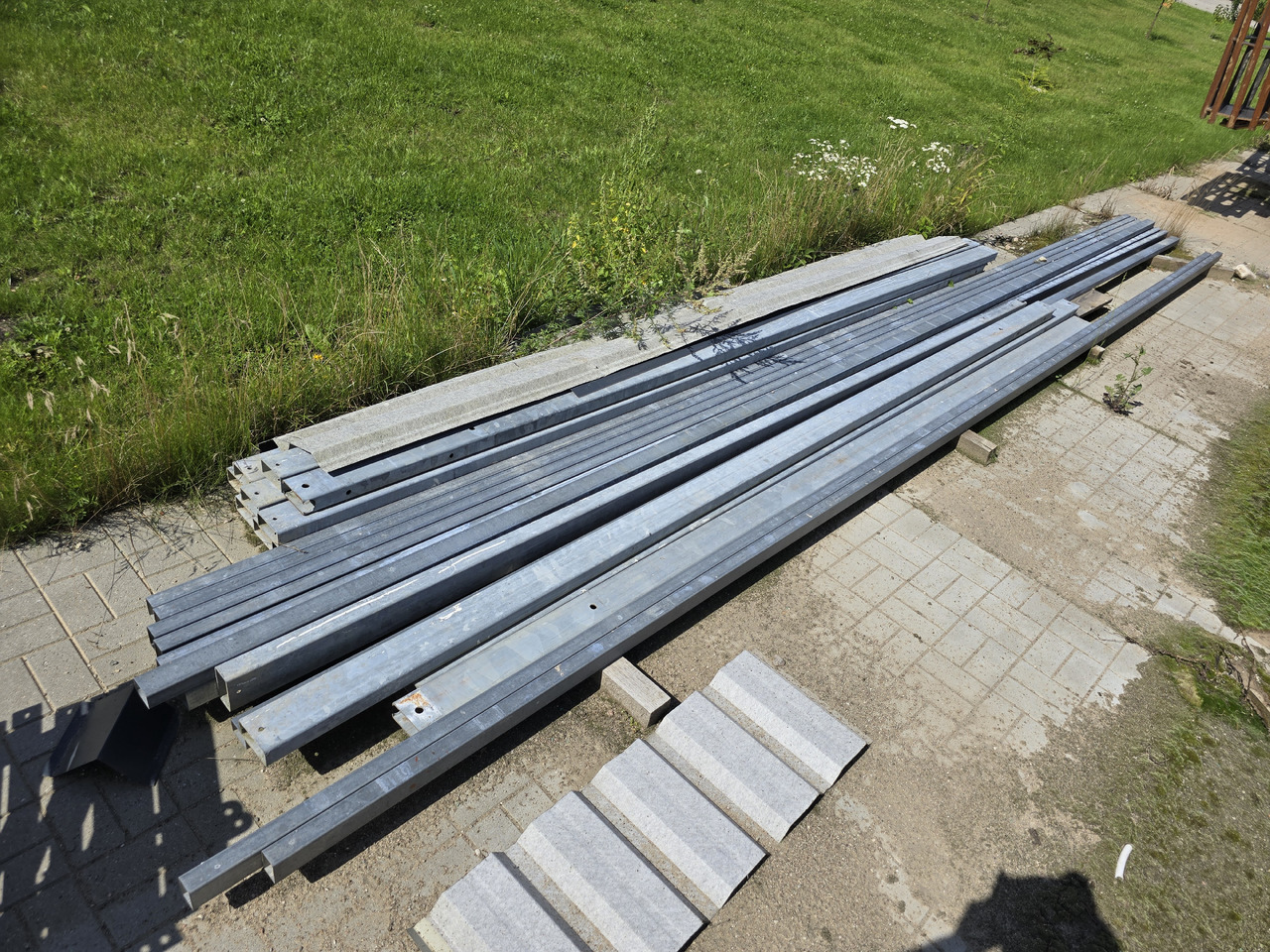 Konstrukcja hali / wiaty stalowej 8 m x 5 m (40 m2) ocynkowana NOWA - معدات البناء: صور 4 Konstrukcja hali / wiaty stalowej 8 m x 5 m (40 m2) ocynkowana NOWA - معدات البناء: صور 4