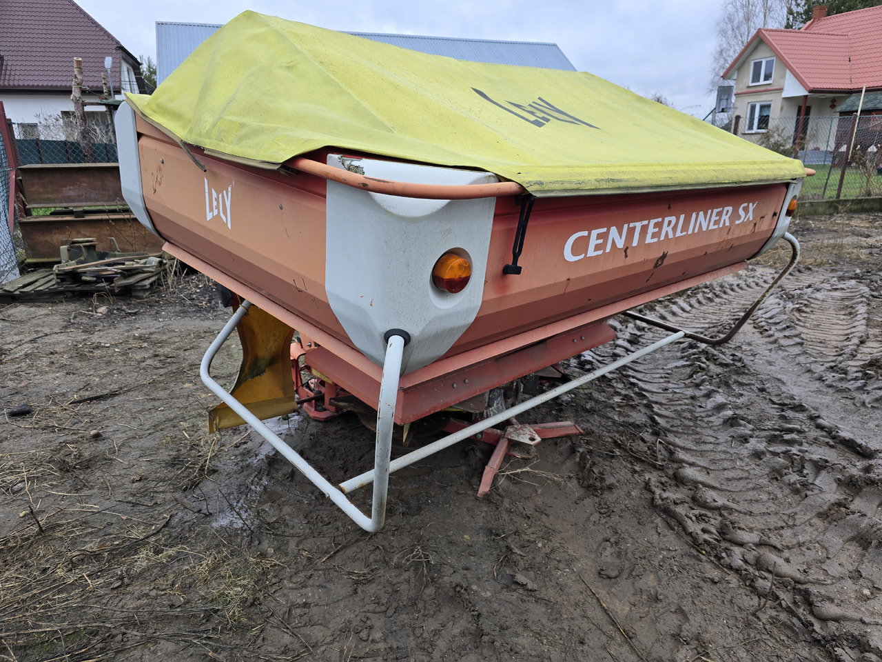 LELY Centerliner SX 2500 - آلة رش الأسمدة: صور 1 LELY Centerliner SX 2500 - آلة رش الأسمدة: صور 1