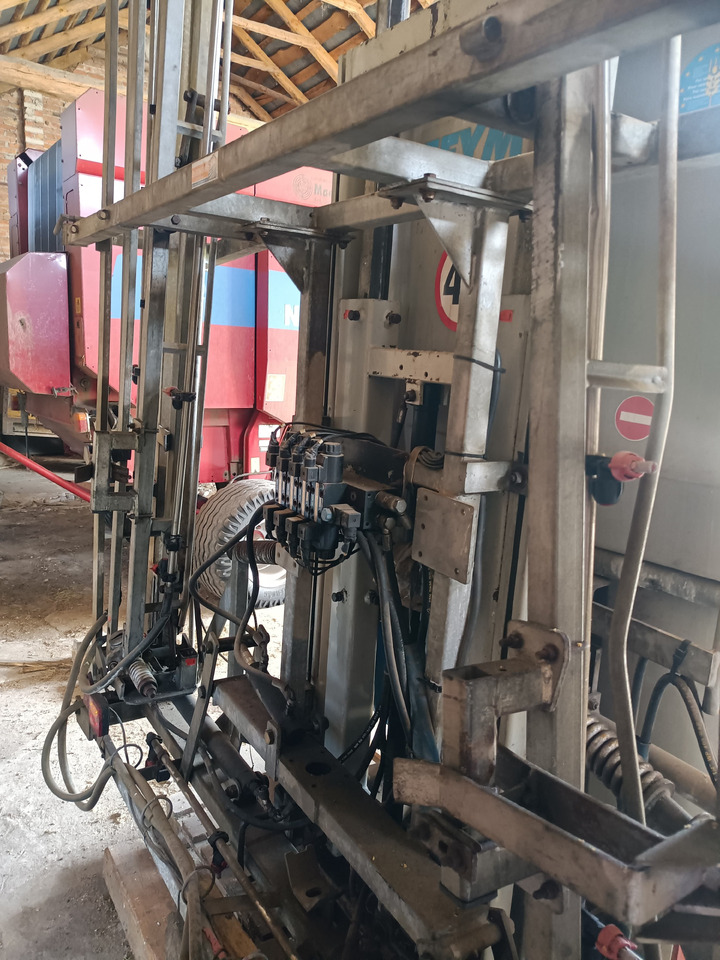 LEMKEN Sirius 5 - آلة الرش: صور 4 LEMKEN Sirius 5 - آلة الرش: صور 4